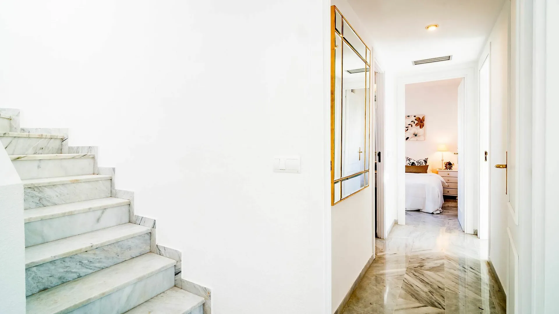 公寓 Lnm- Modern 2 Bedroom Penthouse P.Banus 马尔韦利亚